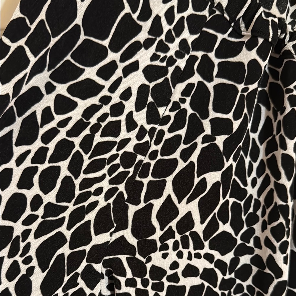 Chico's Giraffe Print Belted Off the Shoulder Tunic - Picture 4 of 11